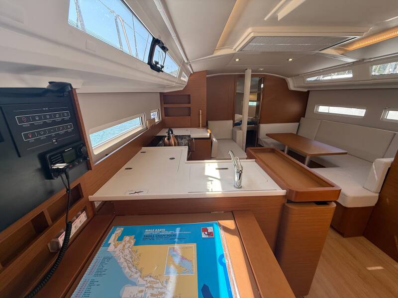 Sun Odyssey 410