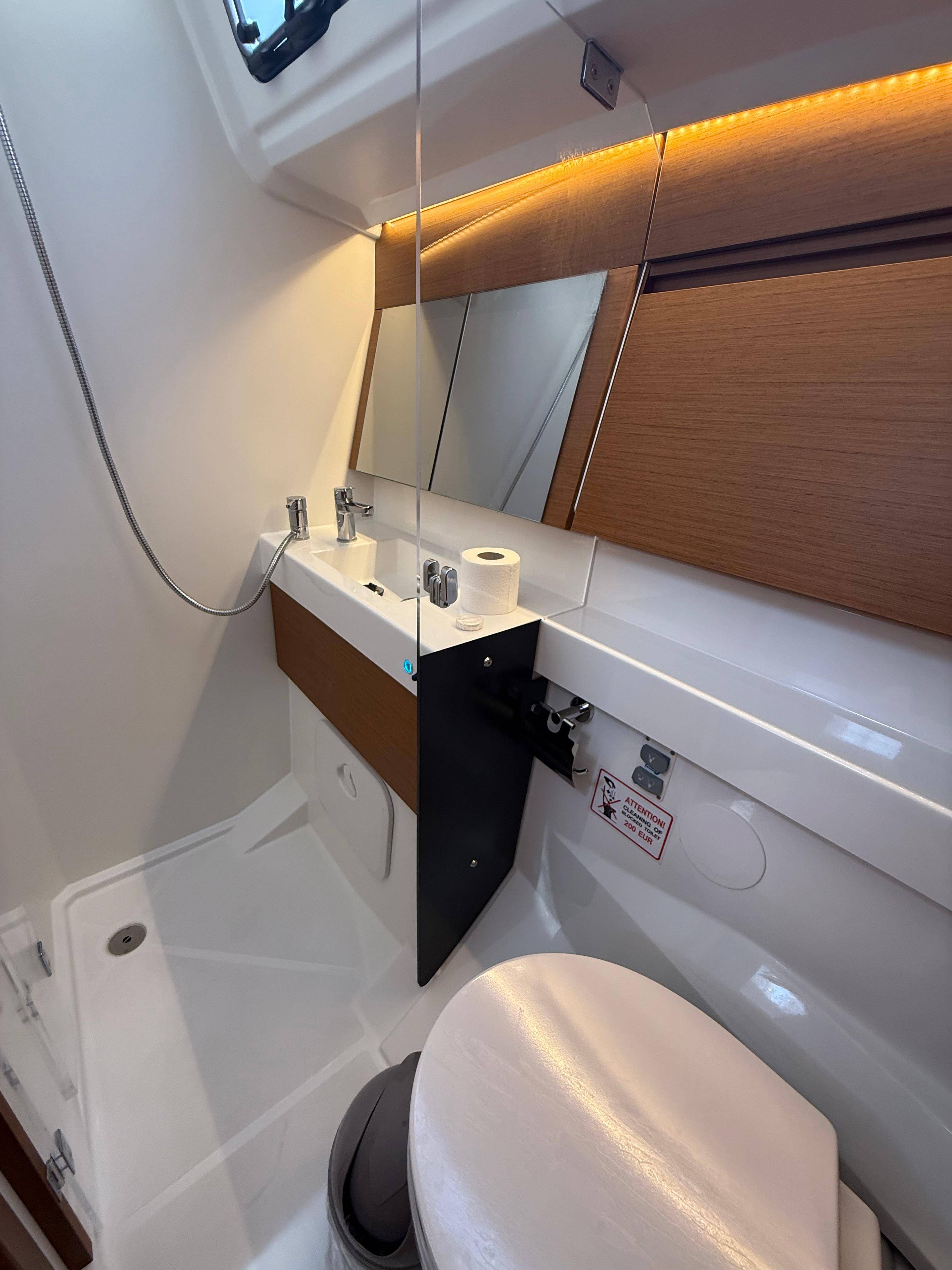 Sun Odyssey 410