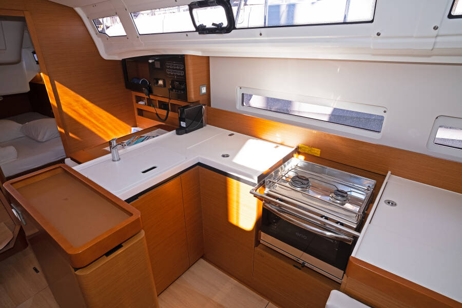 Sun Odyssey 410