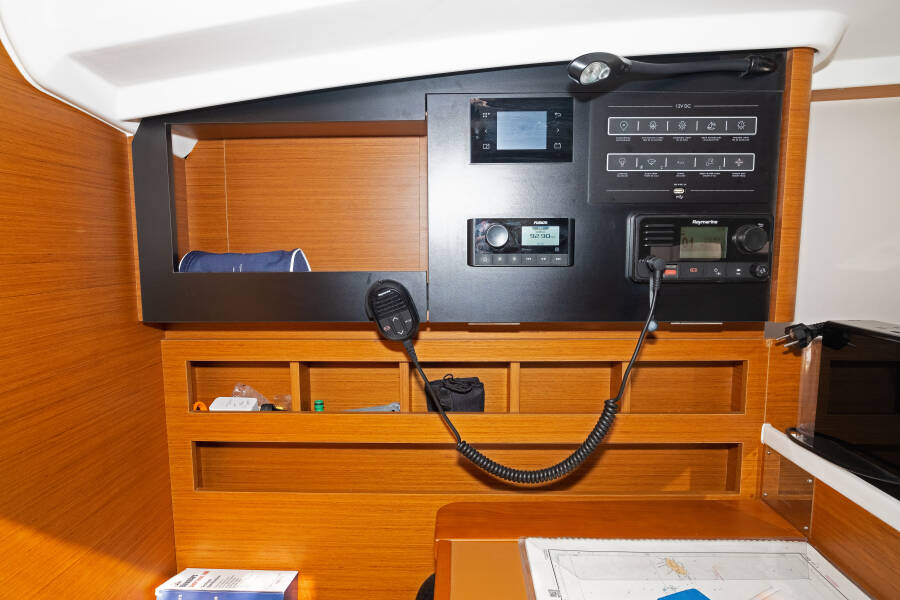 Sun Odyssey 410
