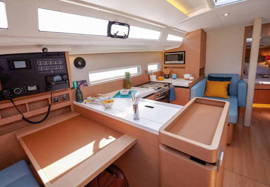 Sun Odyssey 410