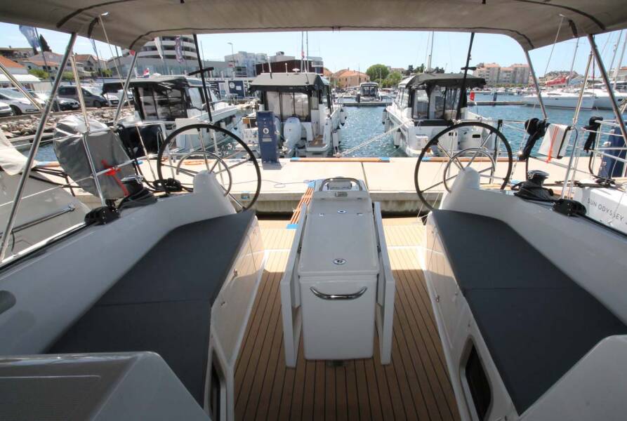 Sun Odyssey 410