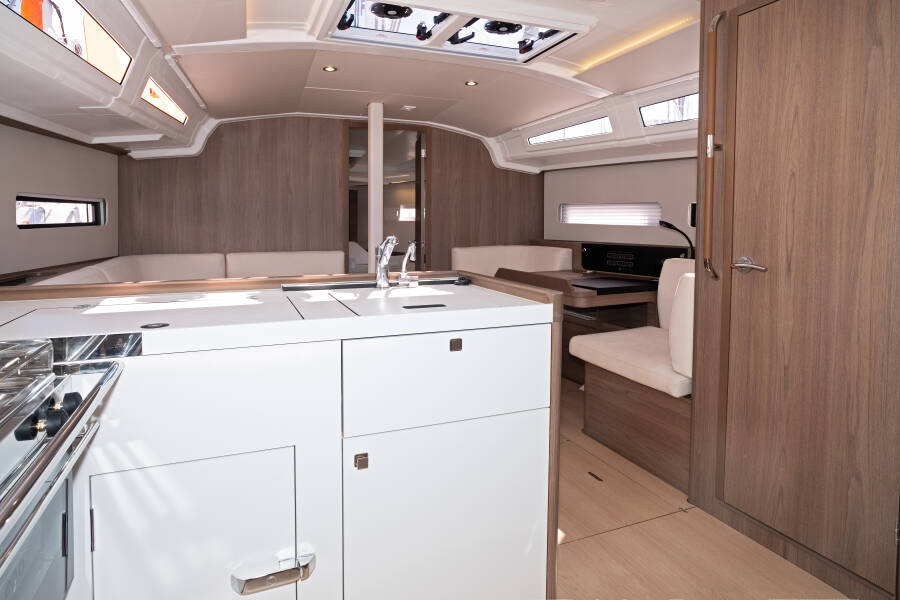 Sun Odyssey 415