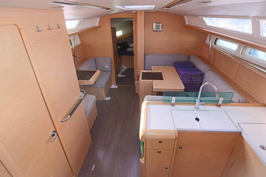 Sun Odyssey 419
