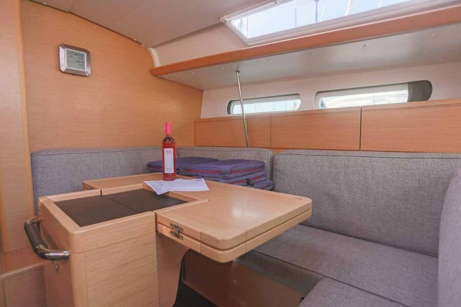 Sun Odyssey 419