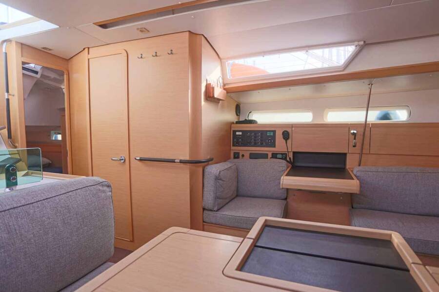Sun Odyssey 419