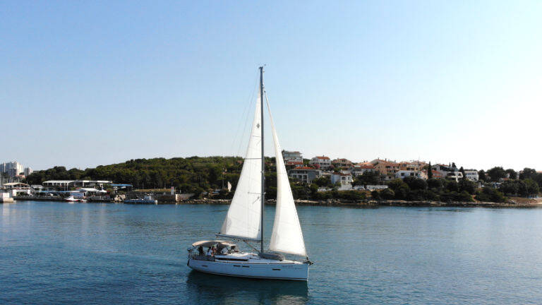 Sun Odyssey 419