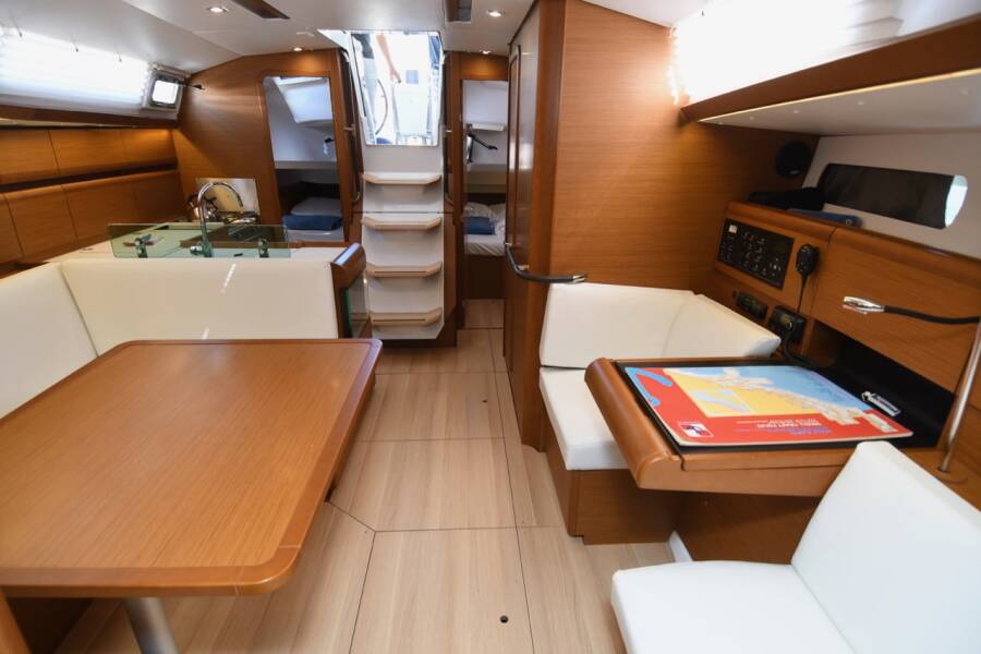 Sun Odyssey 419