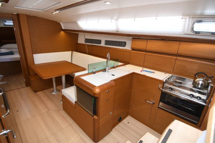 Sun Odyssey 419