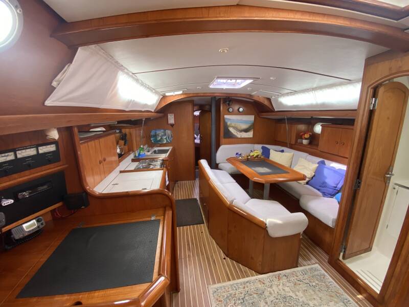 Sun Odyssey 42.2