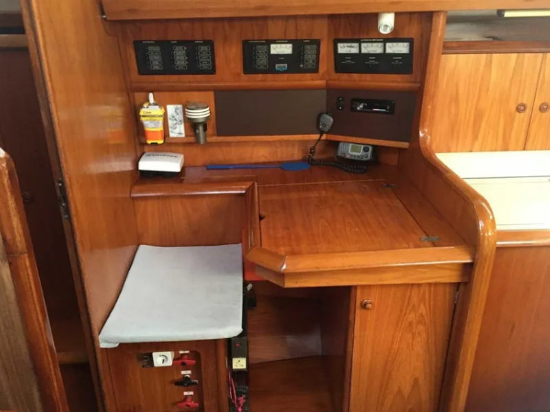 Sun Odyssey 42.2
