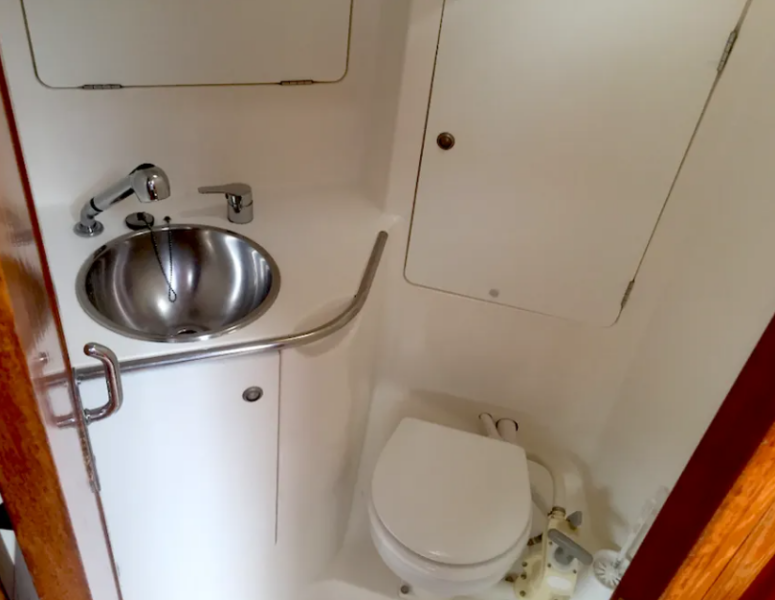Sun Odyssey 42.2