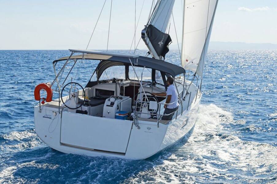 Sun Odyssey 440