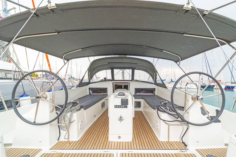 Sun Odyssey 440