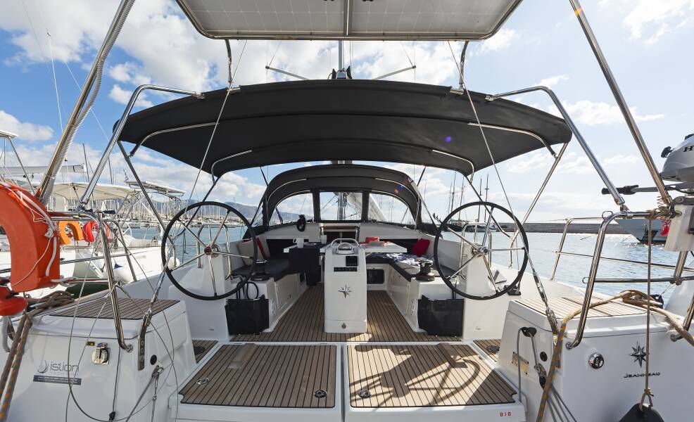 Sun Odyssey 440
