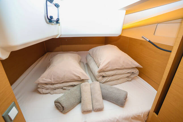 Sun Odyssey 440