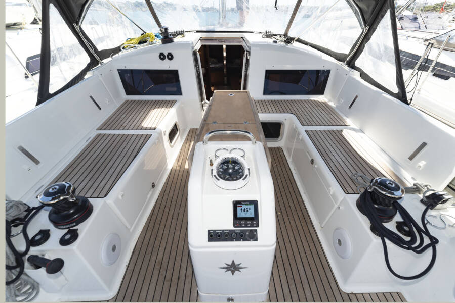 Sun Odyssey 440