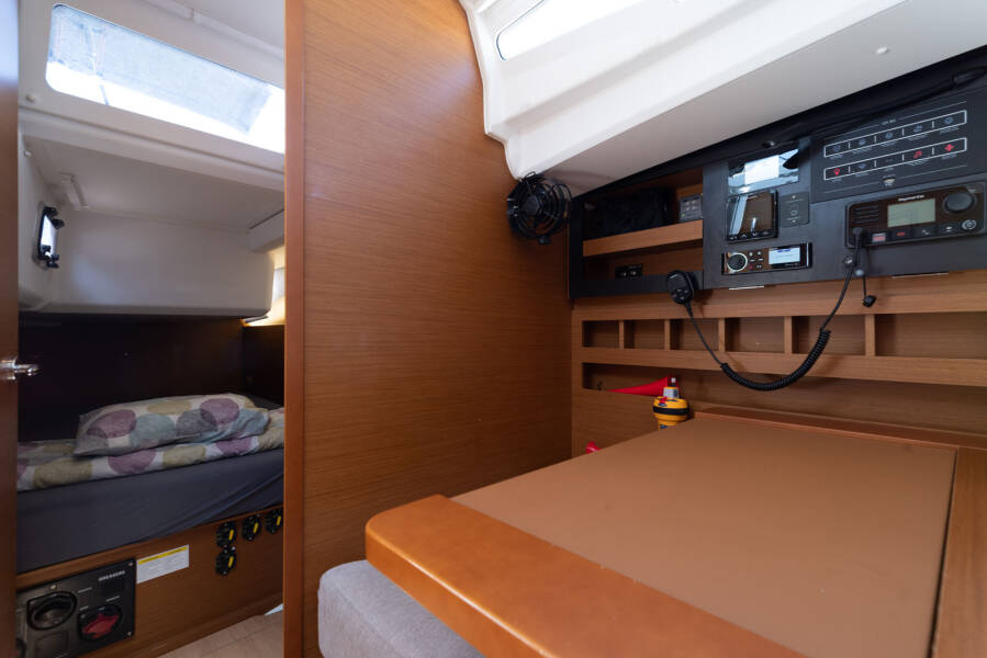 Sun Odyssey 440