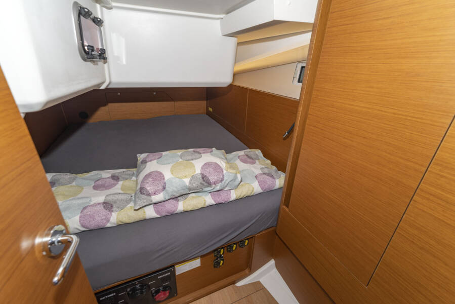 Sun Odyssey 440