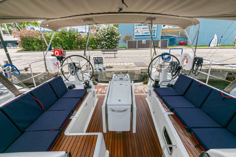 Sun Odyssey 440