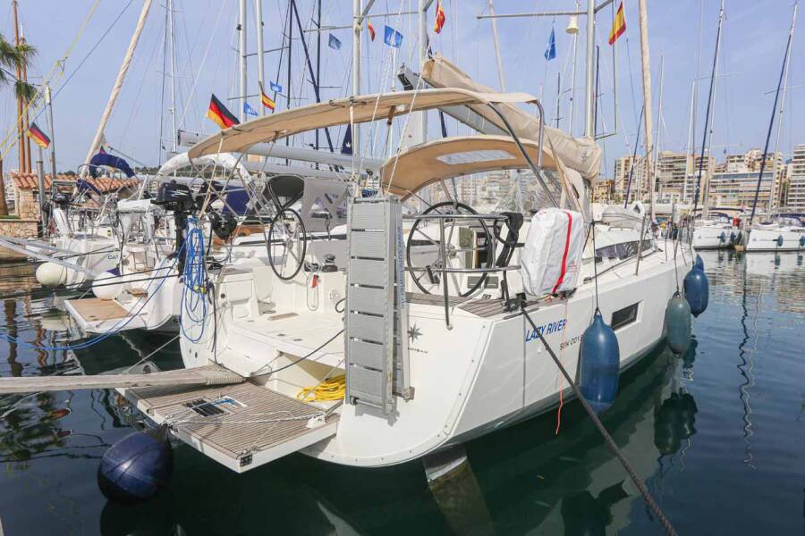 Sun Odyssey 440