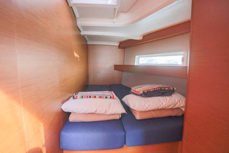 Sun Odyssey 440