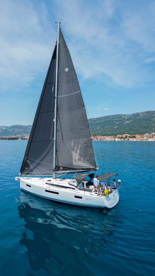 Sun Odyssey 440
