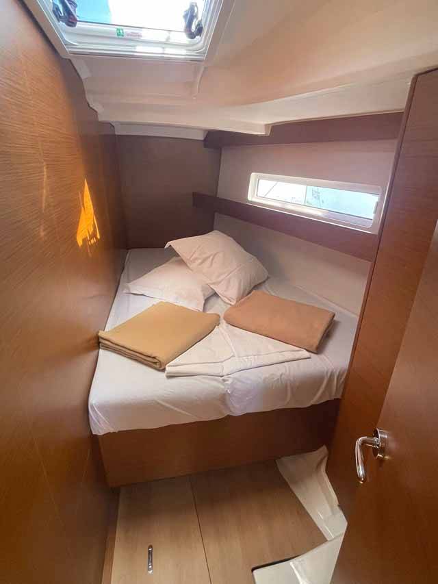 Sun Odyssey 440