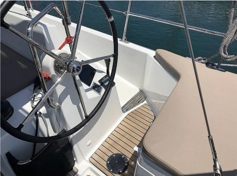 Sun Odyssey 440