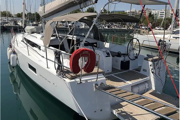 Sun Odyssey 440