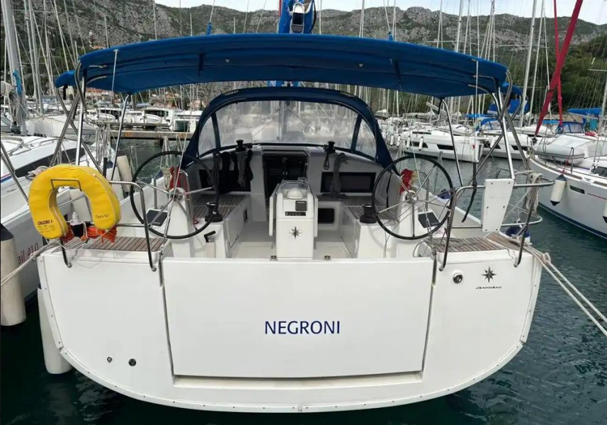 Sun Odyssey 440
