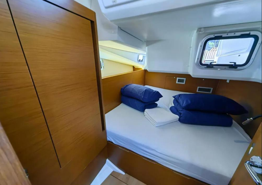 Sun Odyssey 440