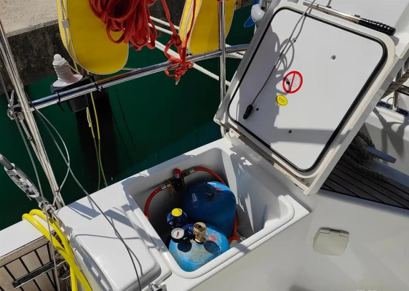 Sun Odyssey 440