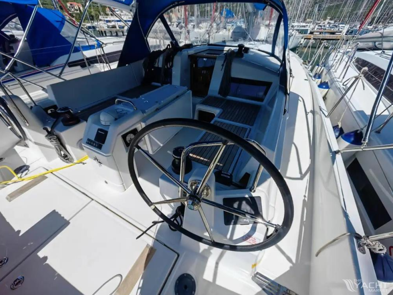 Sun Odyssey 440