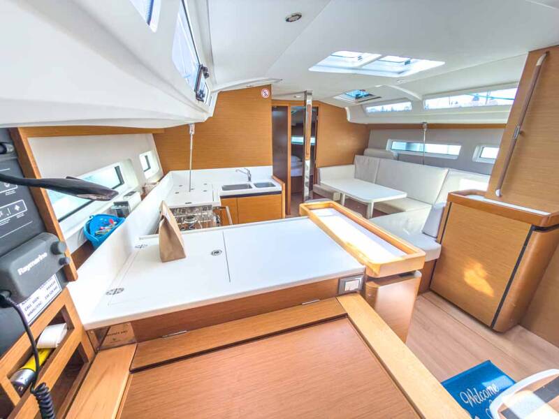 Sun Odyssey 440