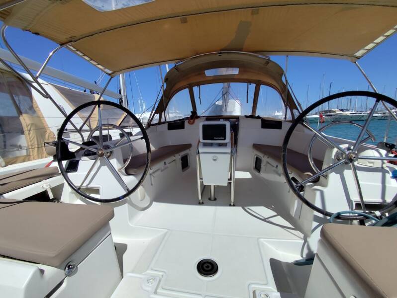 Sun Odyssey 449