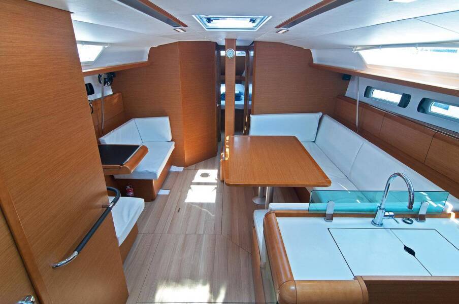 Sun Odyssey 449