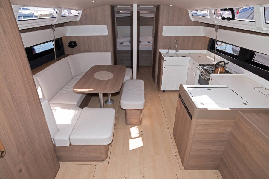 Sun Odyssey 455