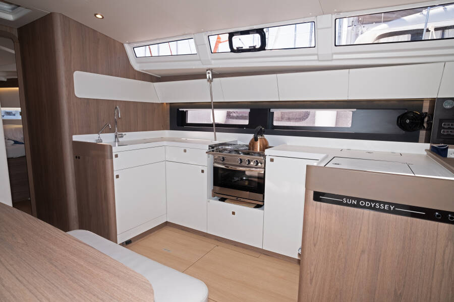 Sun Odyssey 455