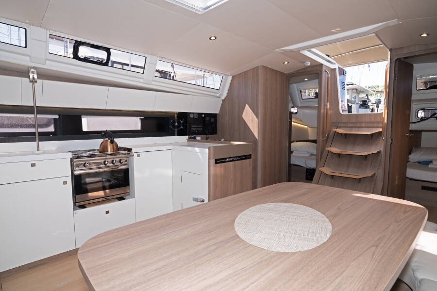 Sun Odyssey 455