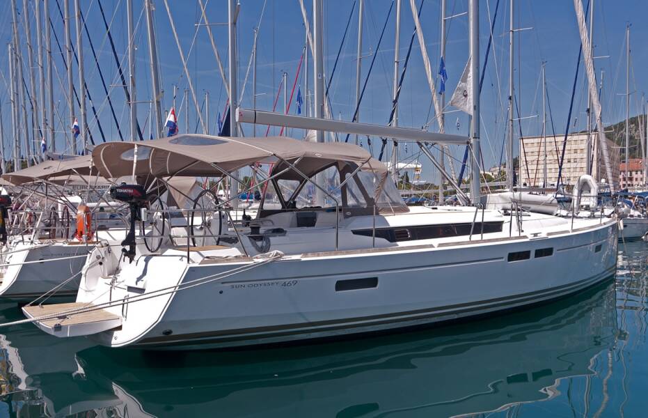 Sun Odyssey 469