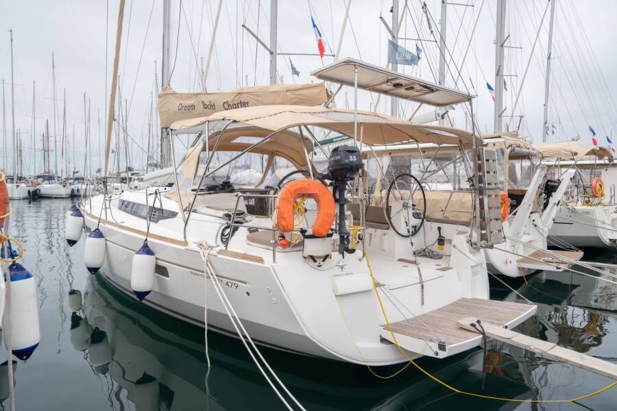 Sun Odyssey 479