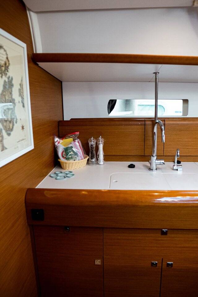 Sun Odyssey 479
