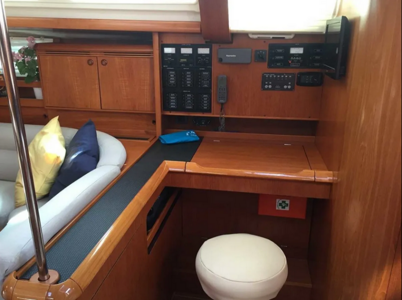 Sun Odyssey 49