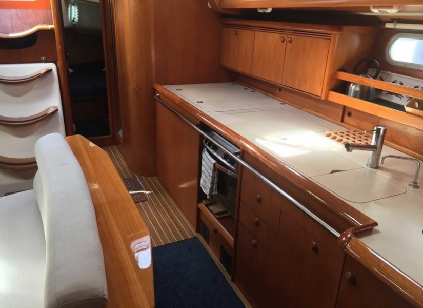 Sun Odyssey 49
