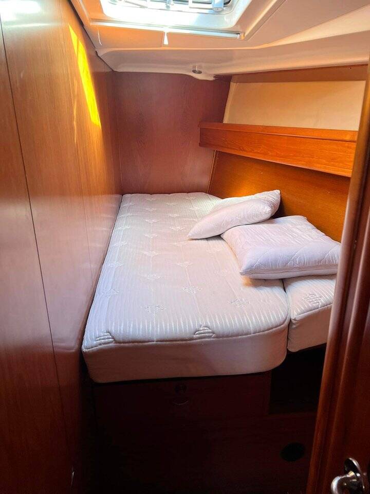 Sun Odyssey 49