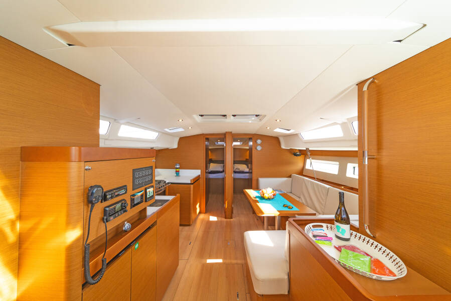 Sun Odyssey 490