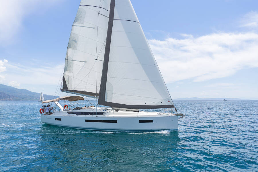 Sun Odyssey 490