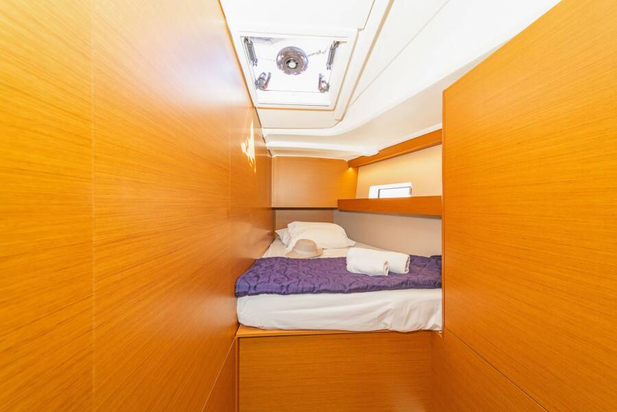 Sun Odyssey 490