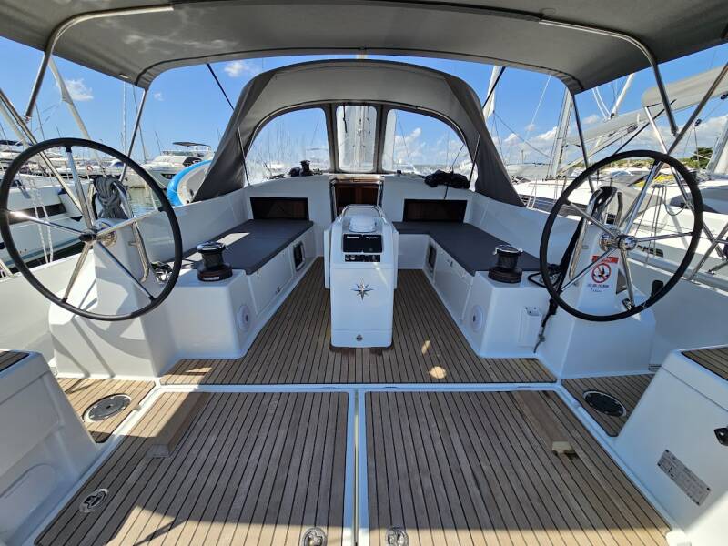 Sun Odyssey 490